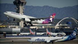 Alaska-Hawaiian merger decision delayed to mid-August