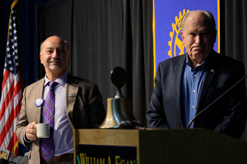 Alaska campaign roundup: Gara and Walker’s ranked-choice strategy, cash flows to governor’s race, missing invitation at a GOP rally